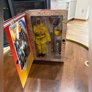 Vintage G.I. Joe America’s Finest Fireman Action Figure – 2000